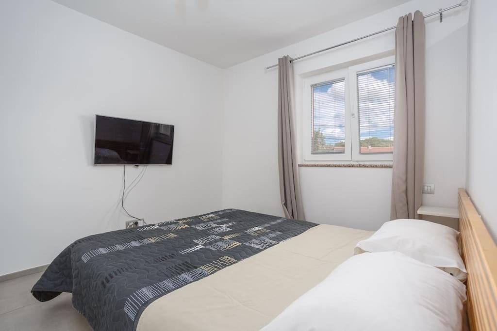 Family Village Apartment Vrh  ภายนอก รูปภาพ